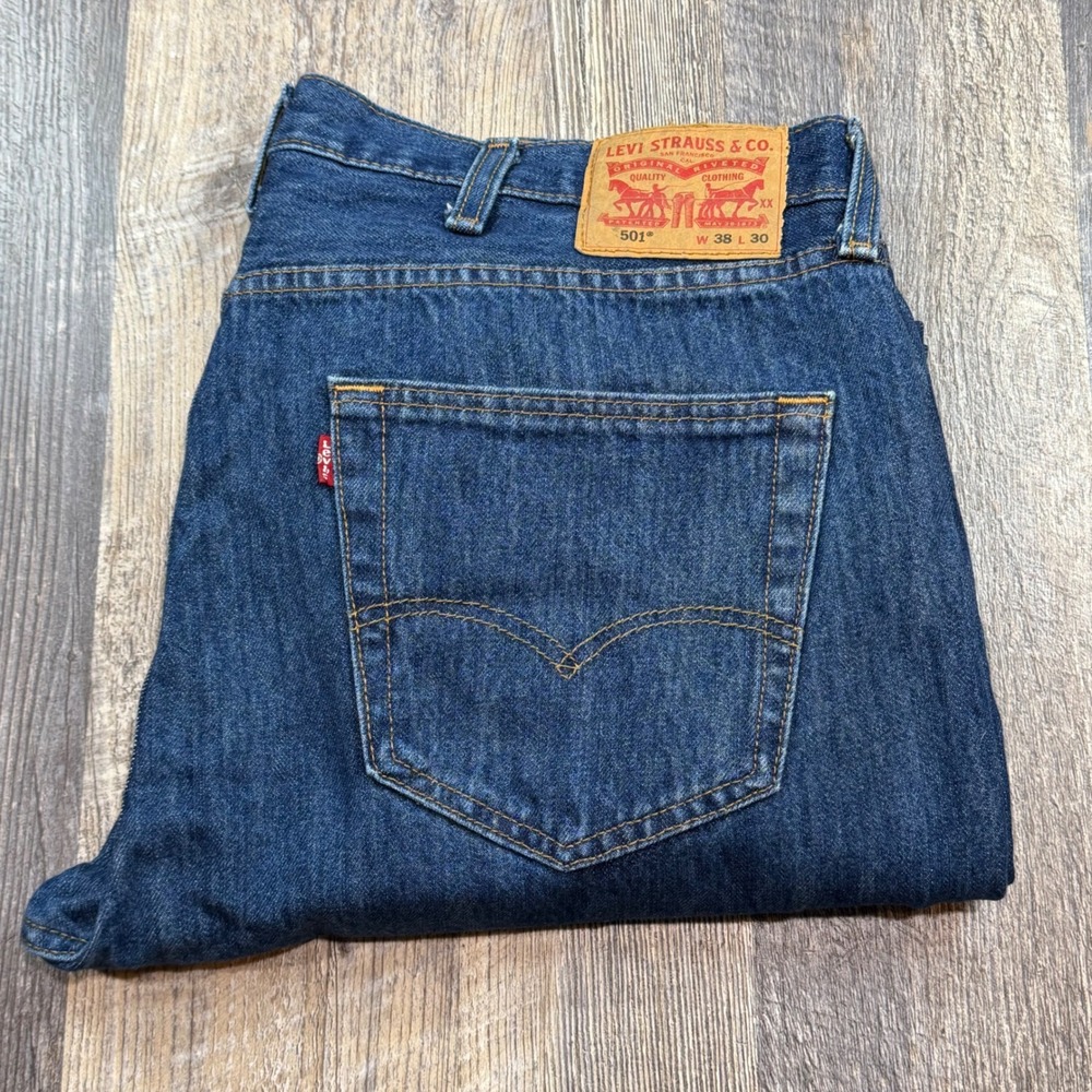 Levis 501 Original Fit Jeans Mens 38x30 Blue Denim Button Fly Straight Leg